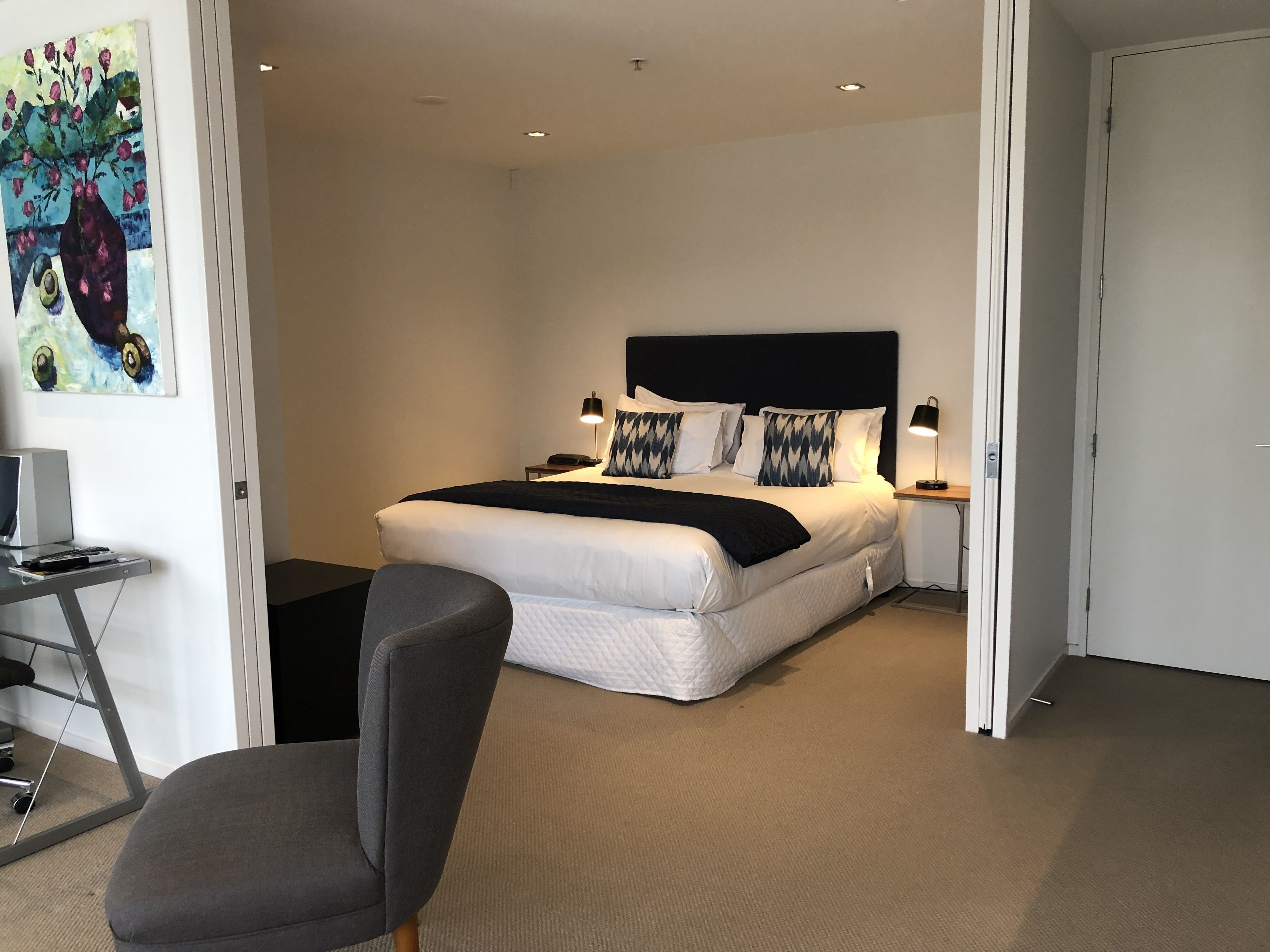 Waimahana Apartments