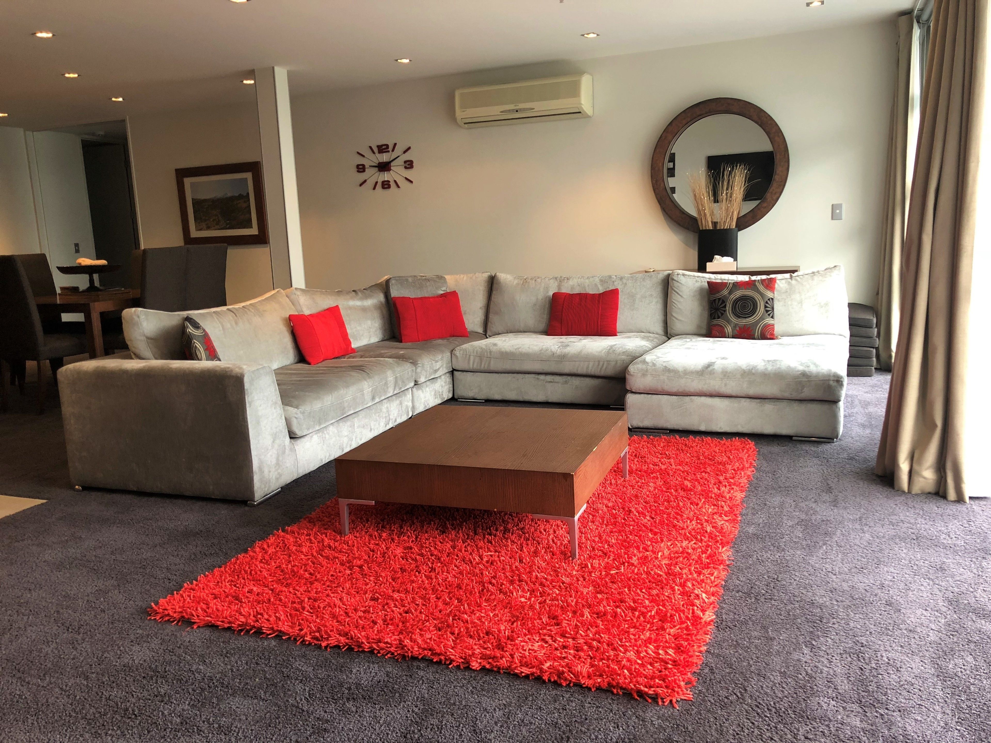 Waimahana Apartments