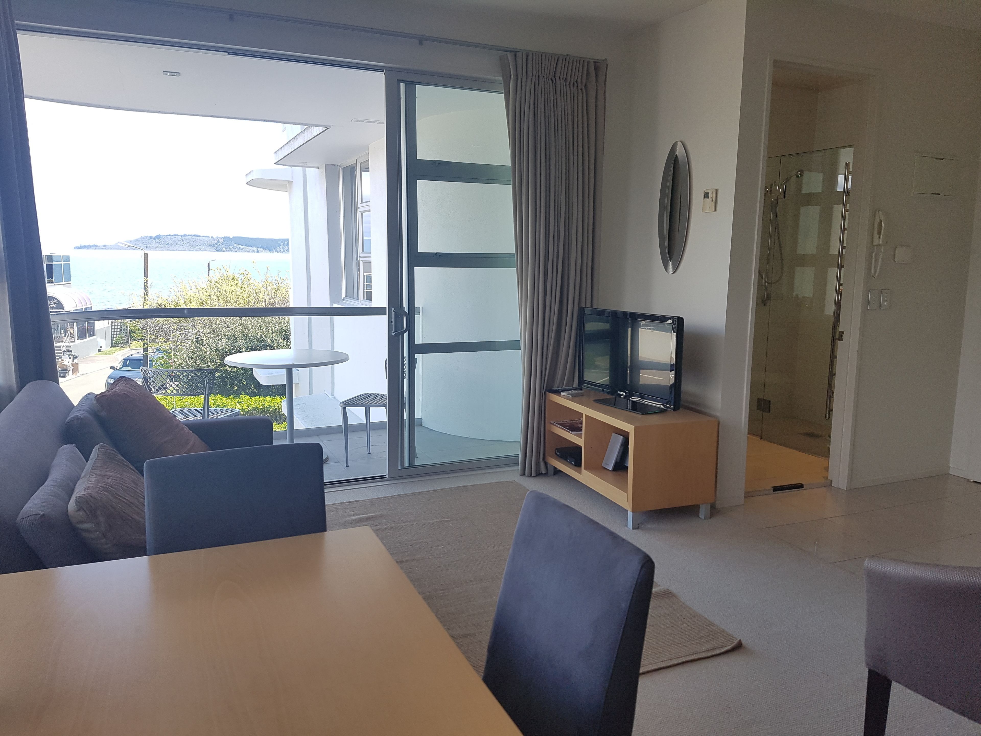 Waimahana Apartments