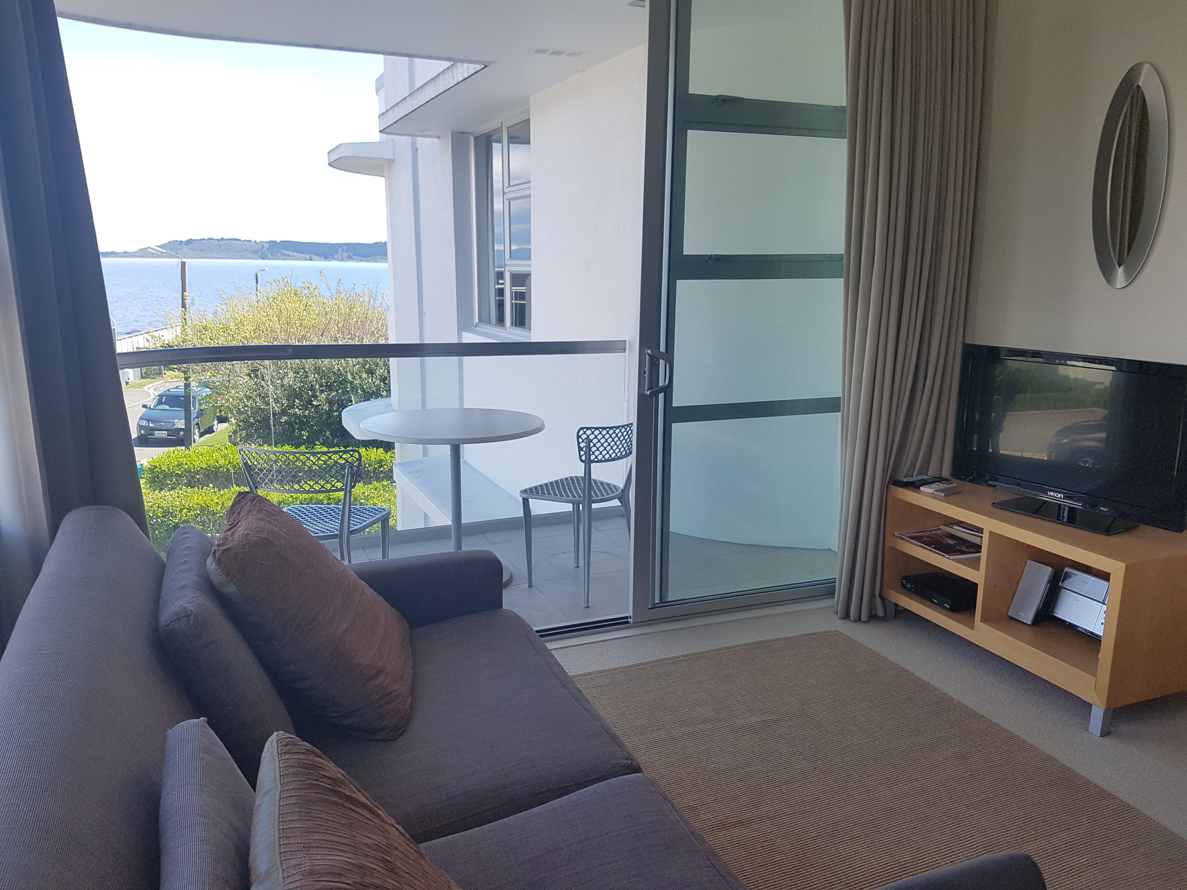 Waimahana Apartments
