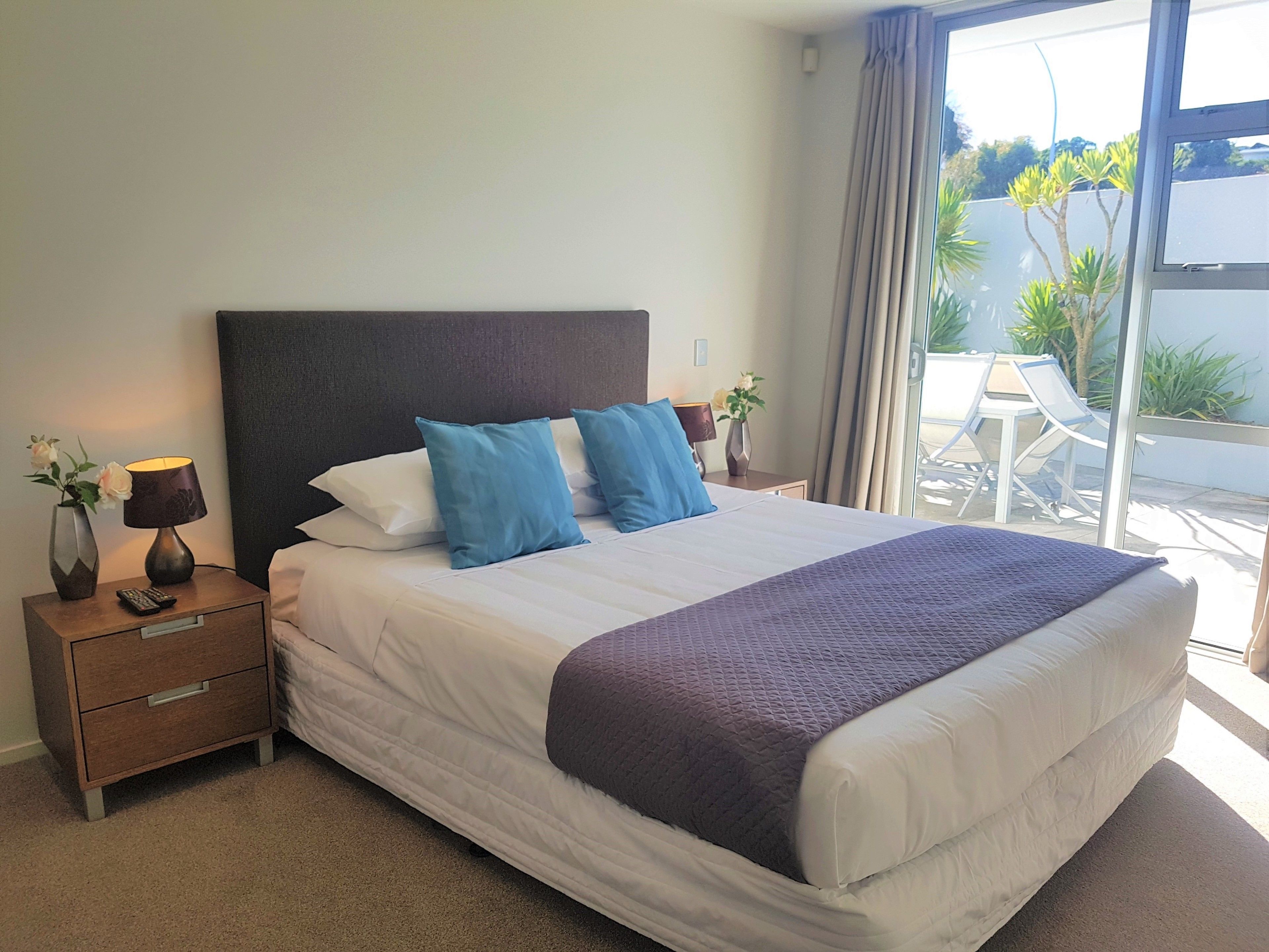 Waimahana Apartments