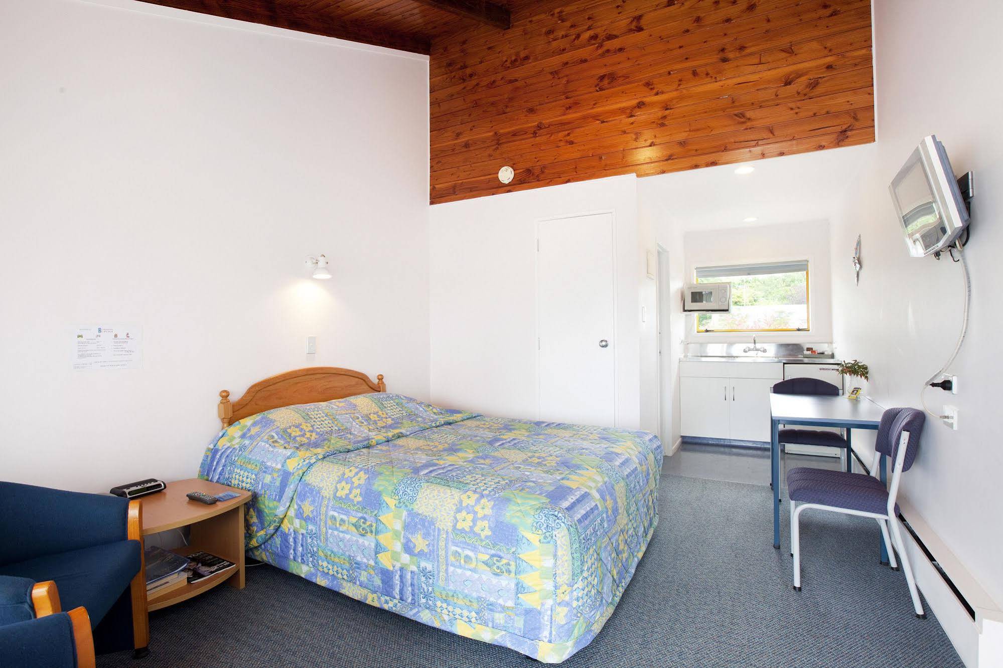 Accommodation Te Puna