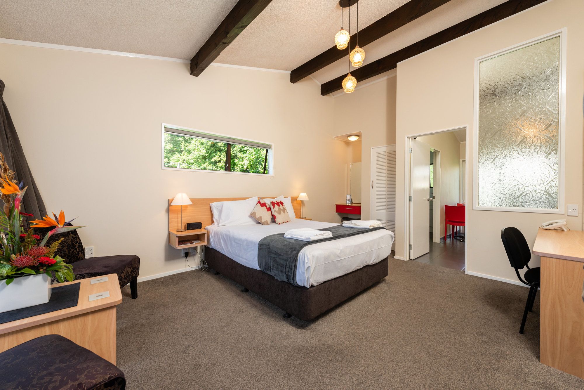 Cobblestone Court Motel