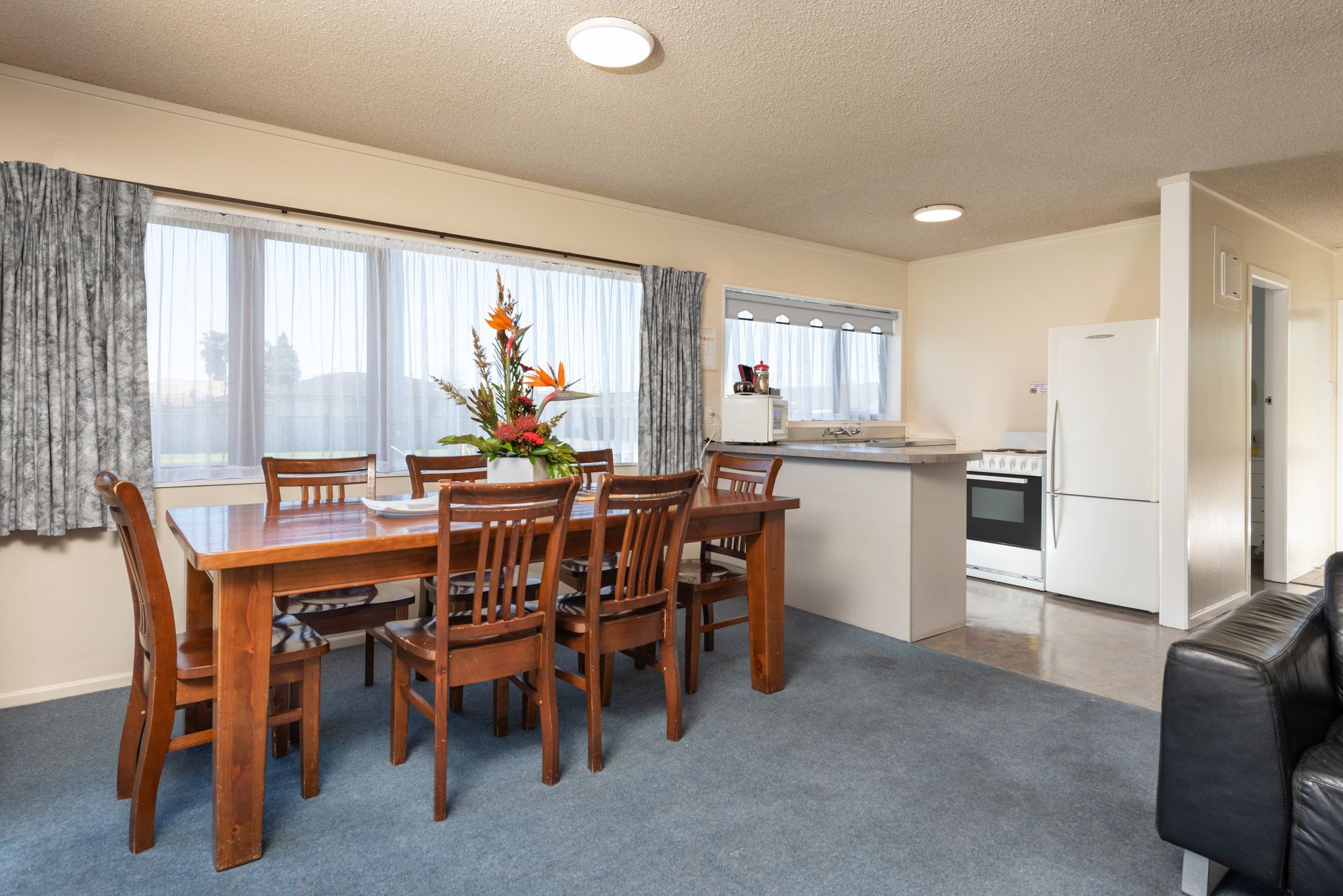 Cobblestone Court Motel