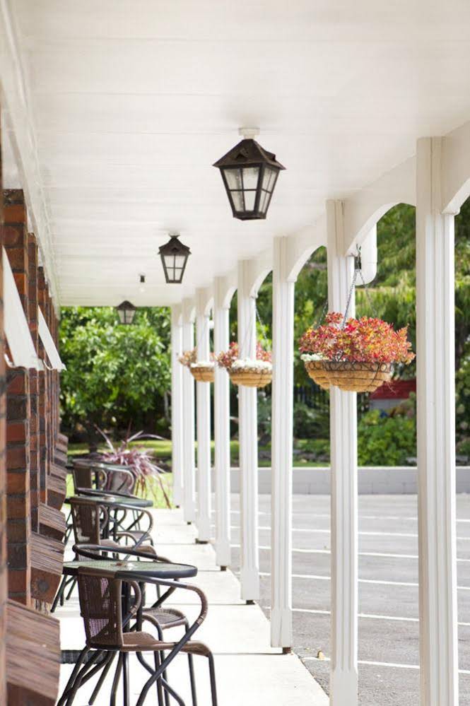 Colonial Court Motor Inn