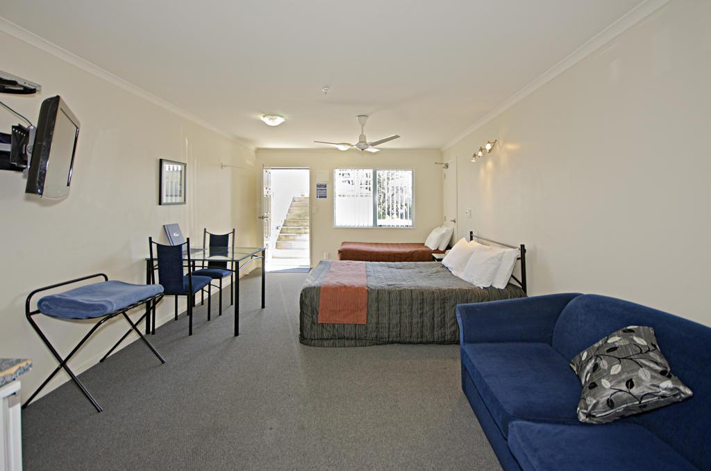 Gateway Motor Inn