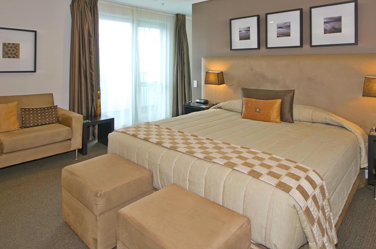Hotel on Devonport