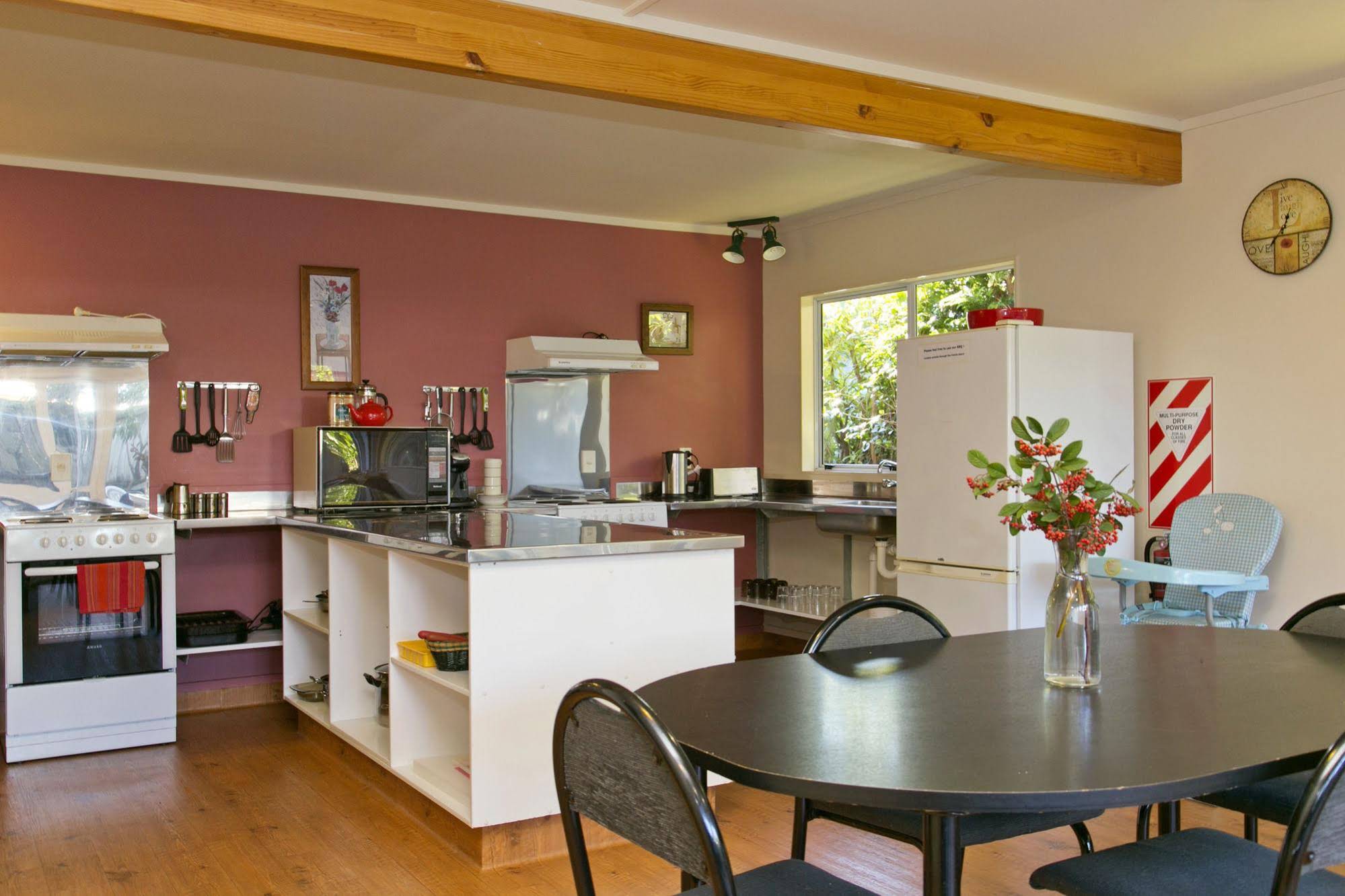 Howards Lodge