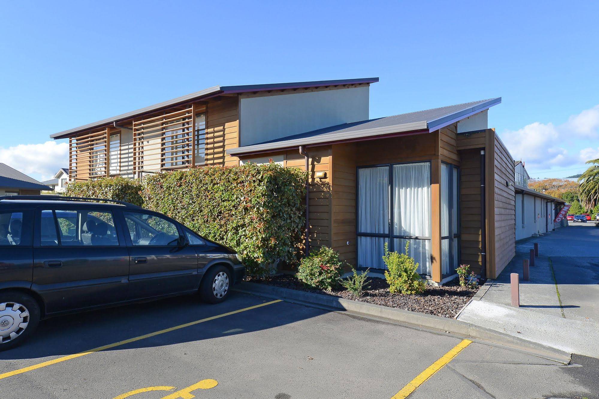 Totara Lodge