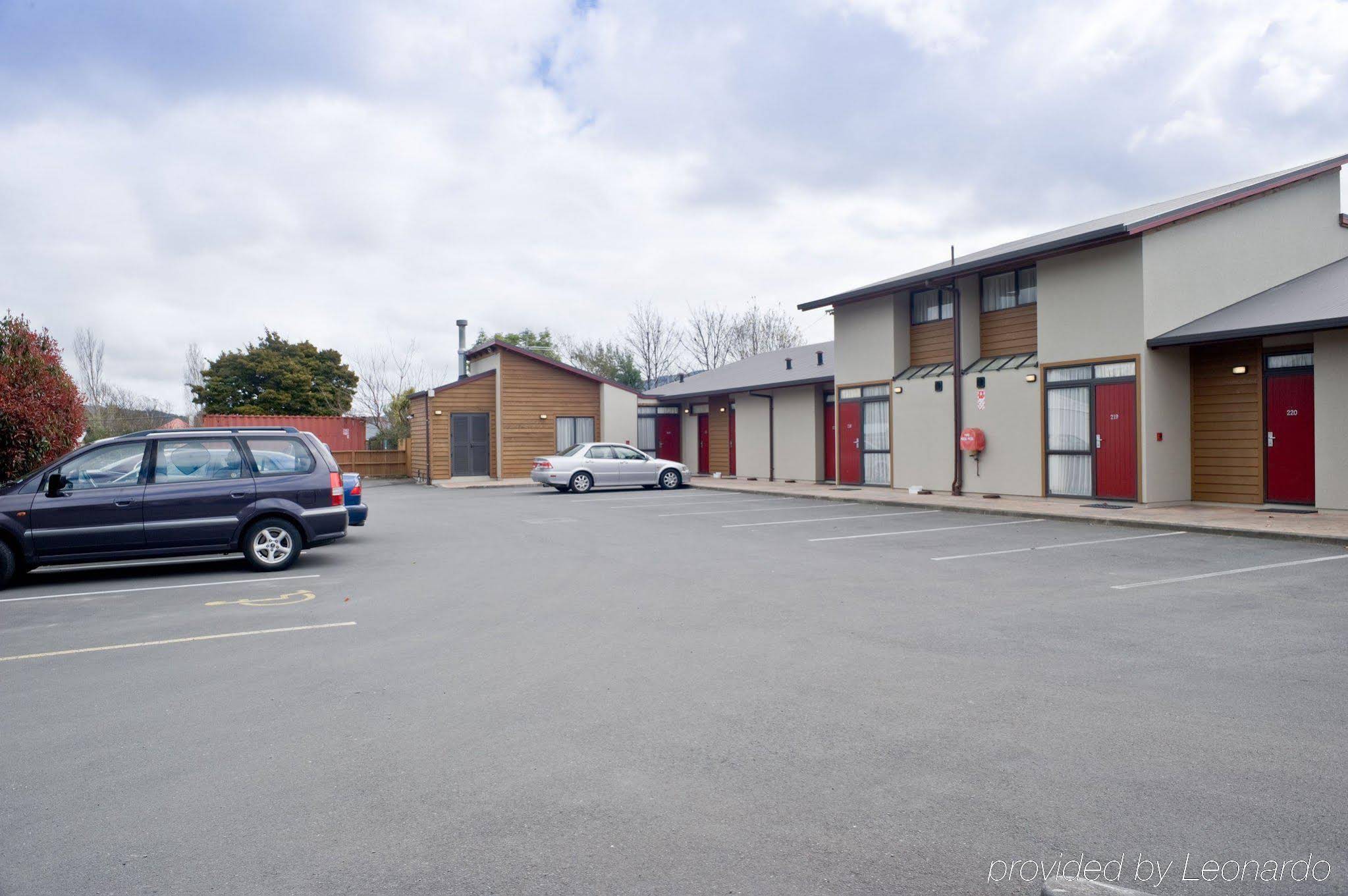 Totara Lodge
