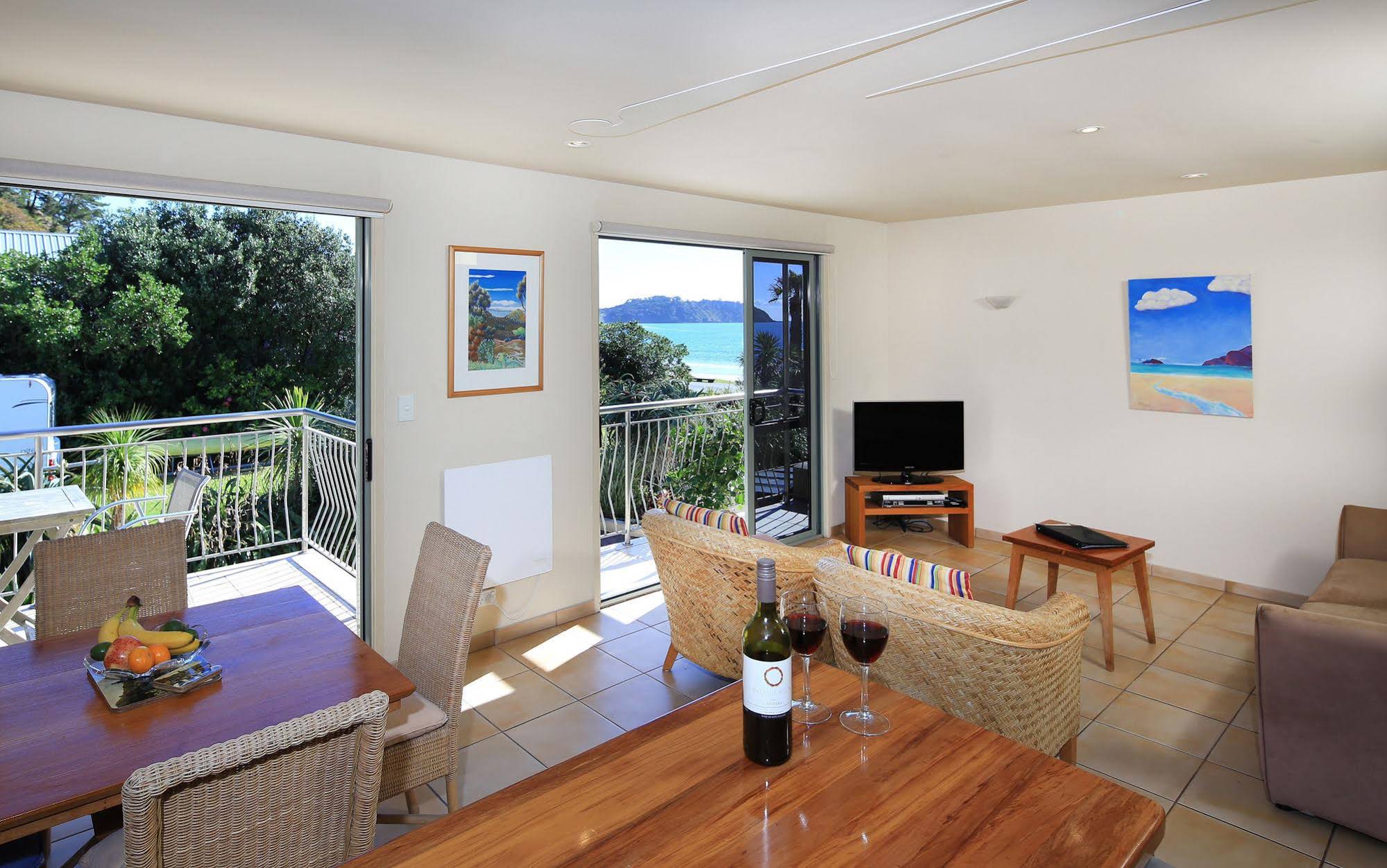 Onetangi Beach Apartments
