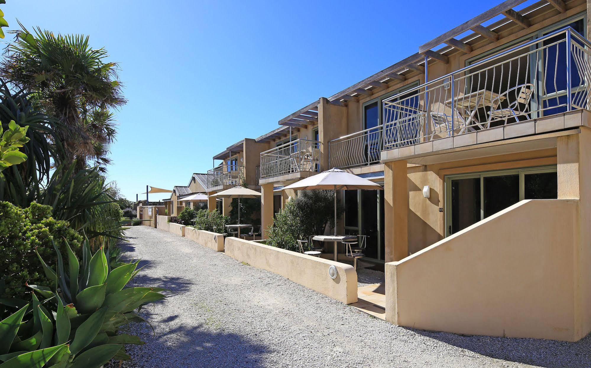 Onetangi Beach Apartments