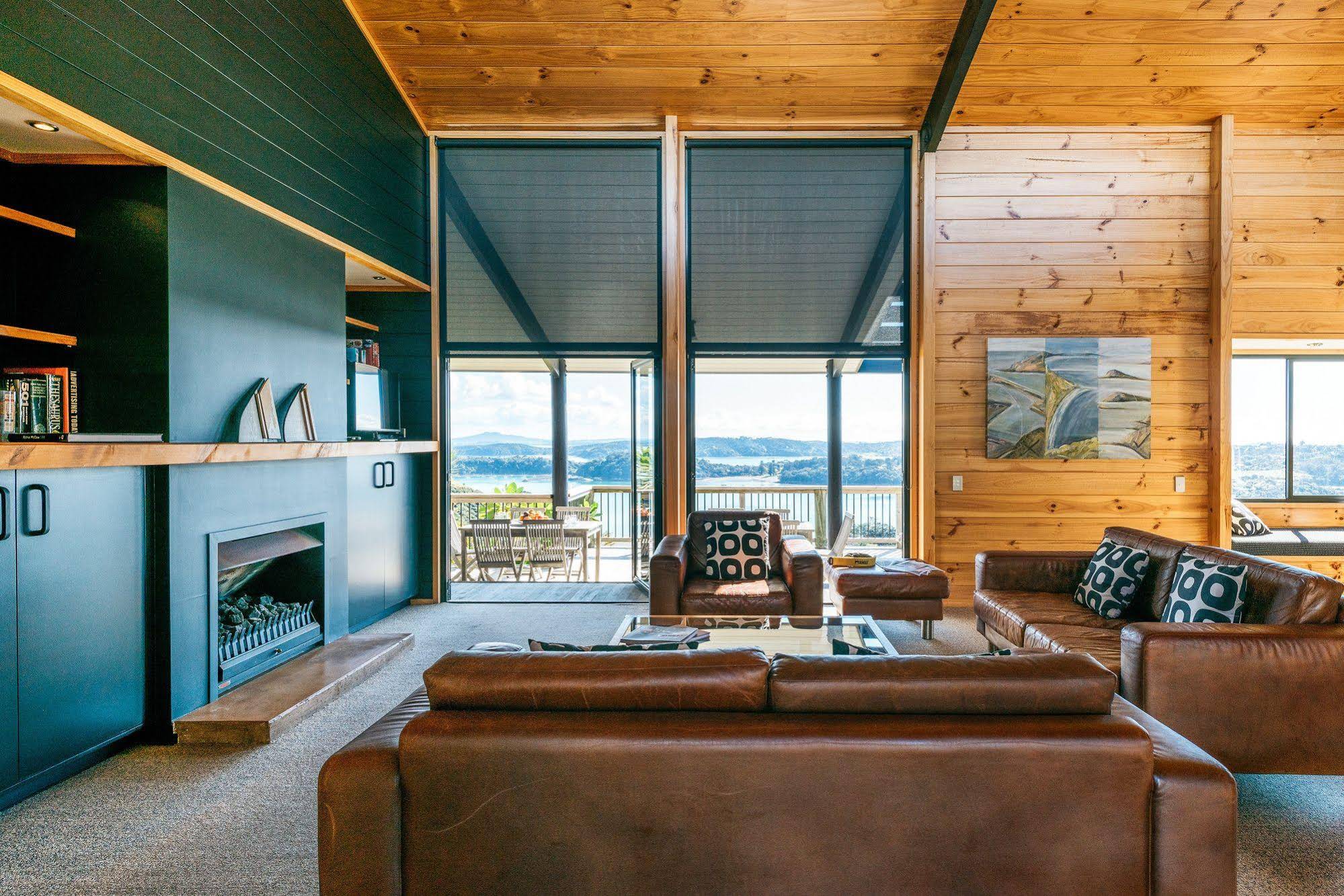 Te Whau Lodge