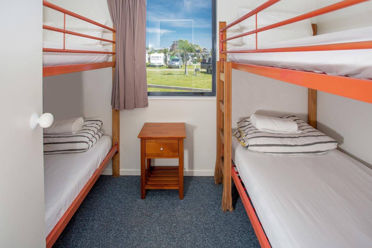 Tasman Holiday Parks – Beachaven