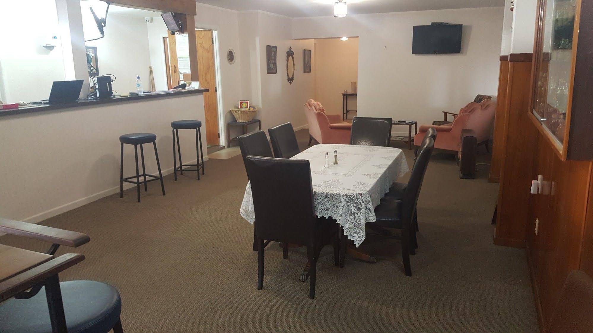 Masonic Hotel