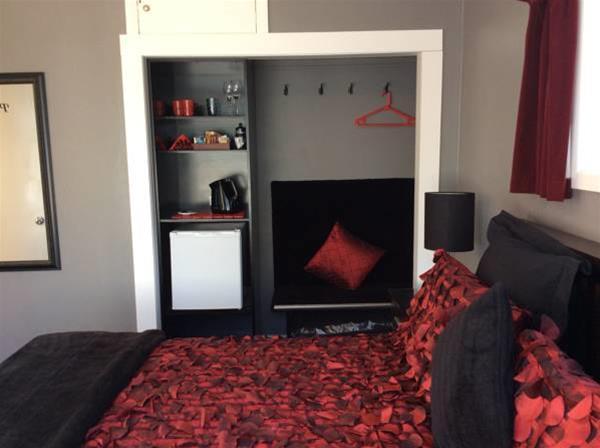 Anndion Lodge - Backpacker