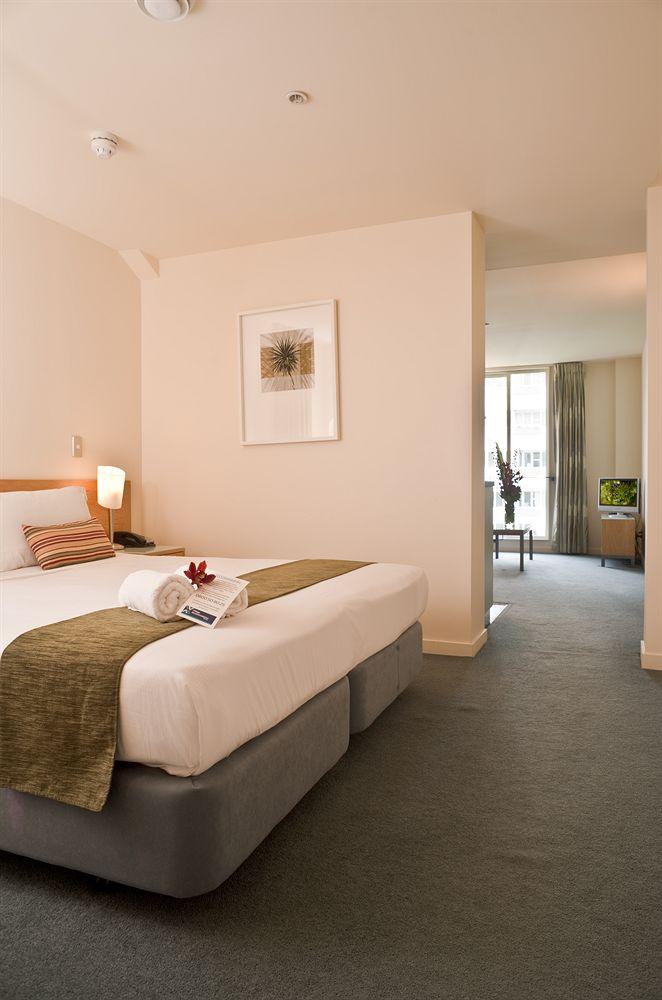 Astelia Apartment