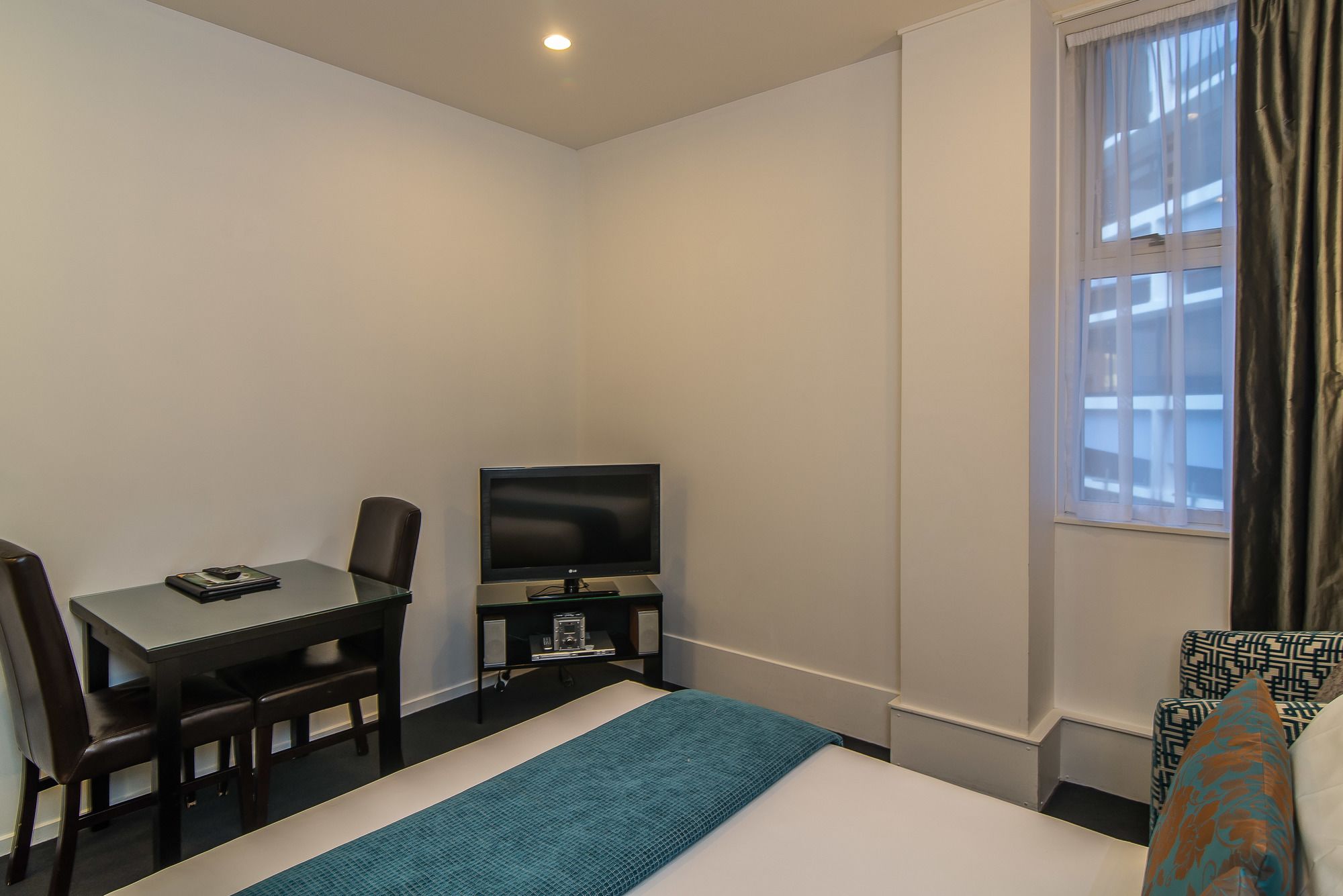 Gilmer Apartment