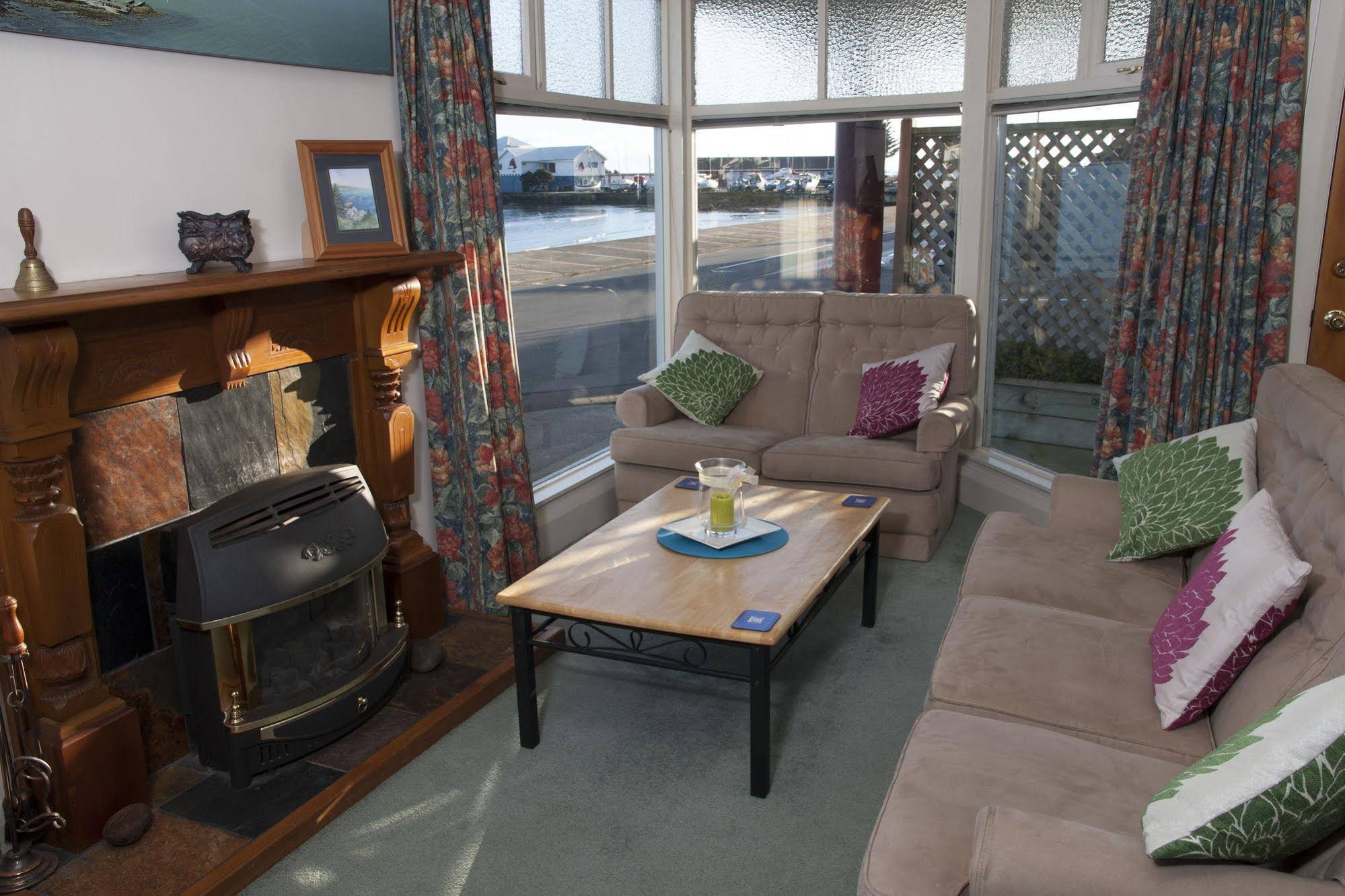 Moana Lodge