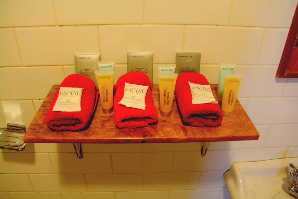 The Cambridge Hotel - Backpacker
