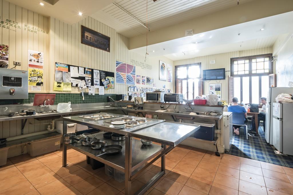 The Cambridge Hotel - Backpacker