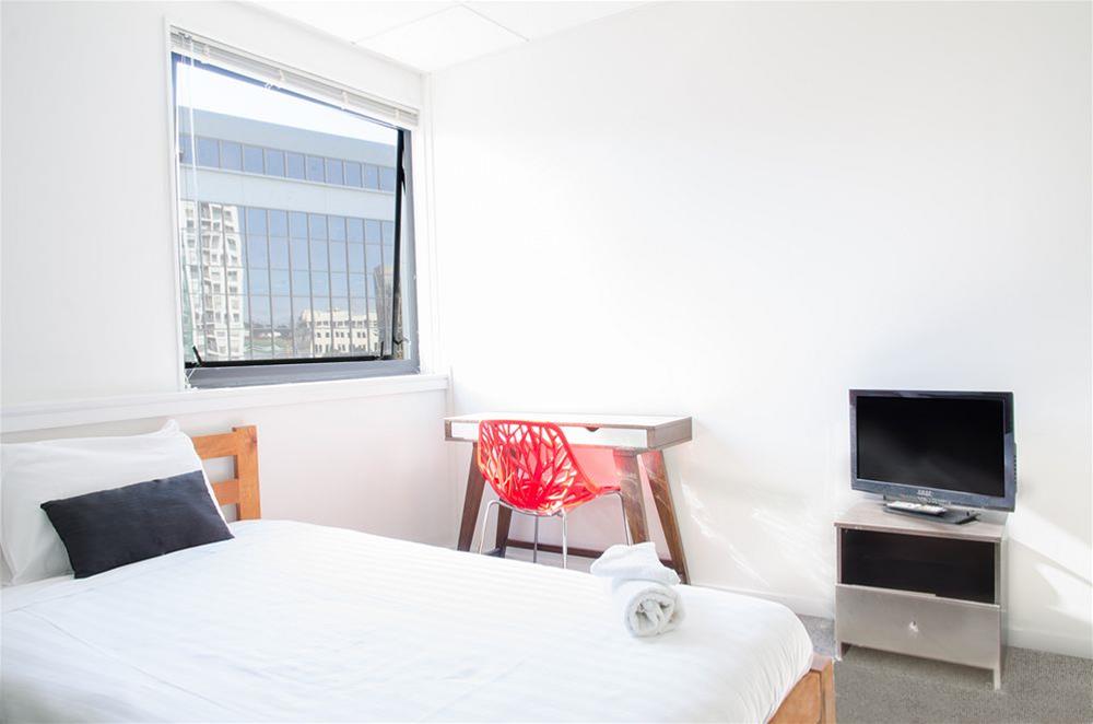 The Setup on Dixon - Hostel