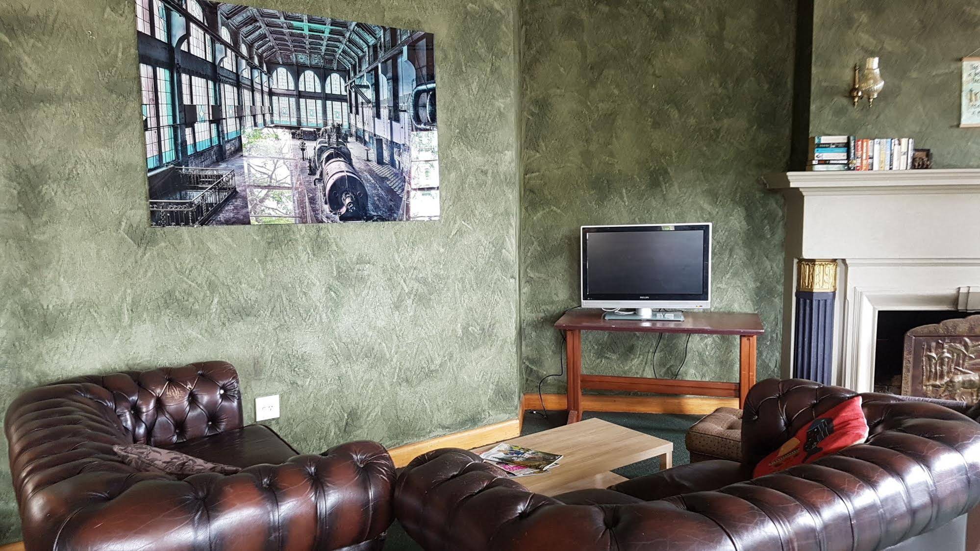 Whakatane Hotel