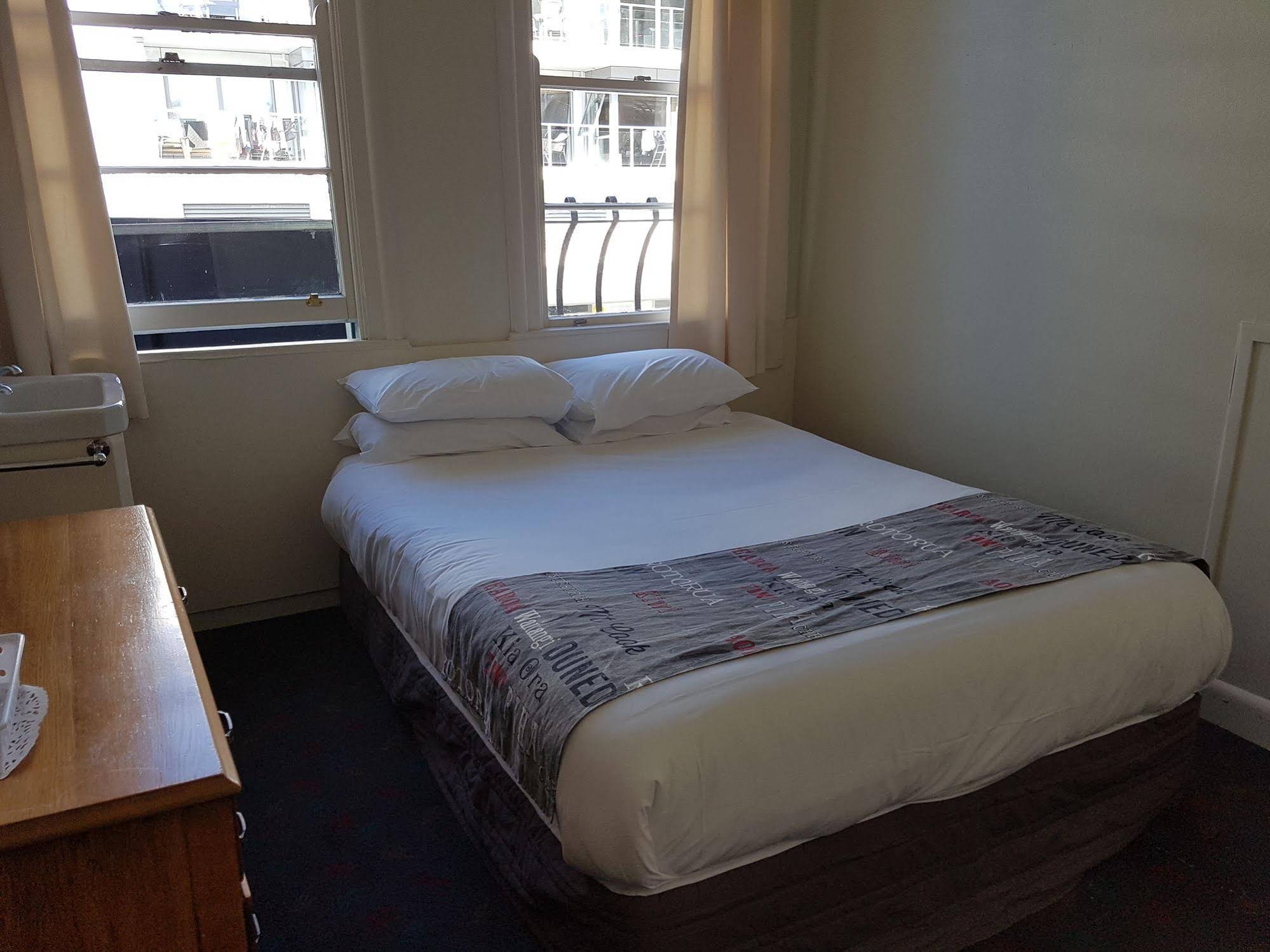 Whakatane Hotel