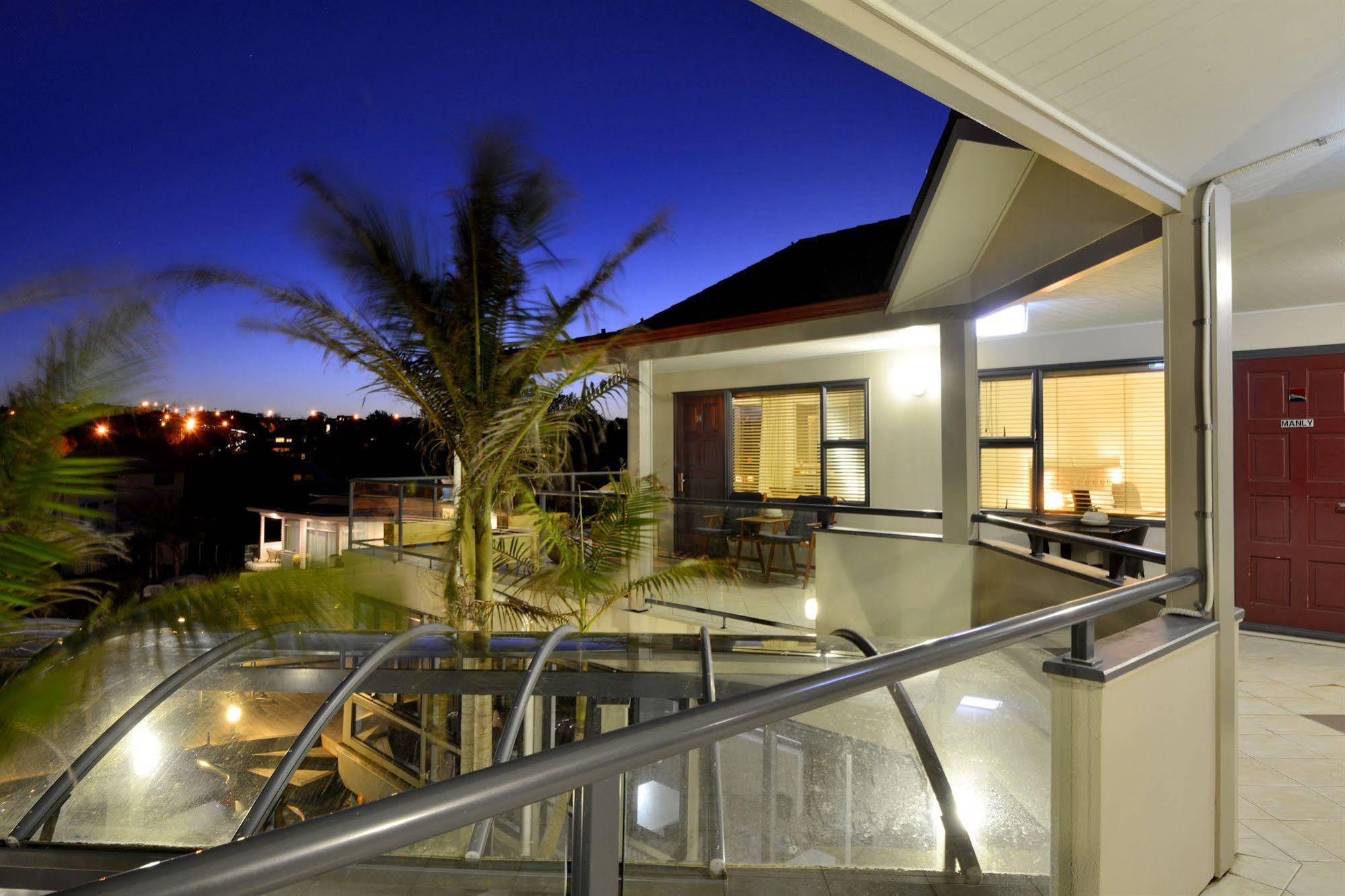 Whangaparaoa Lodge