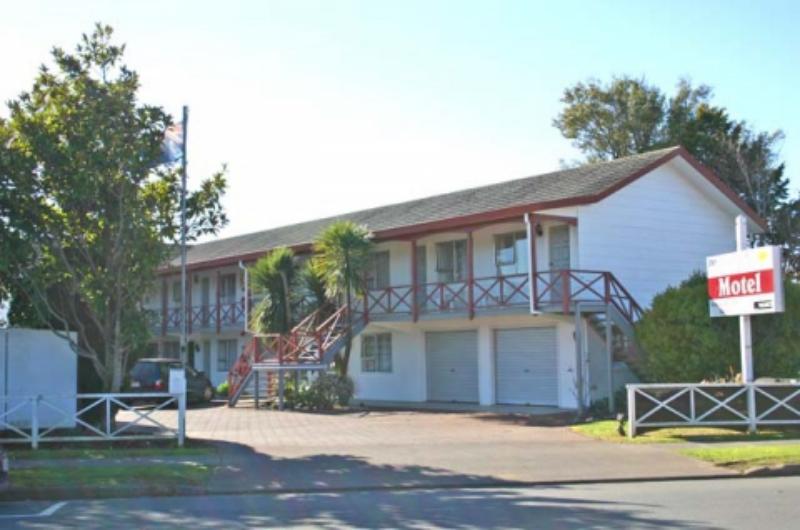 Burgundy Rose Motel