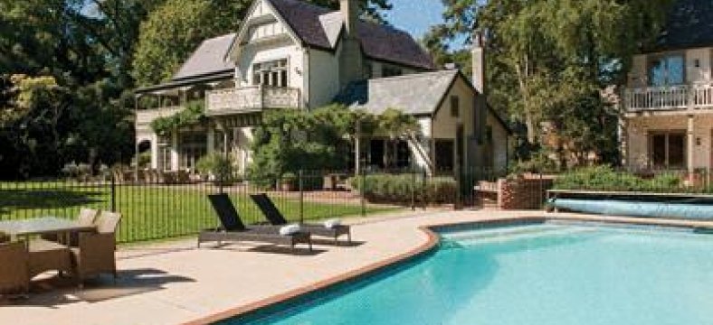 Huntley Lodge