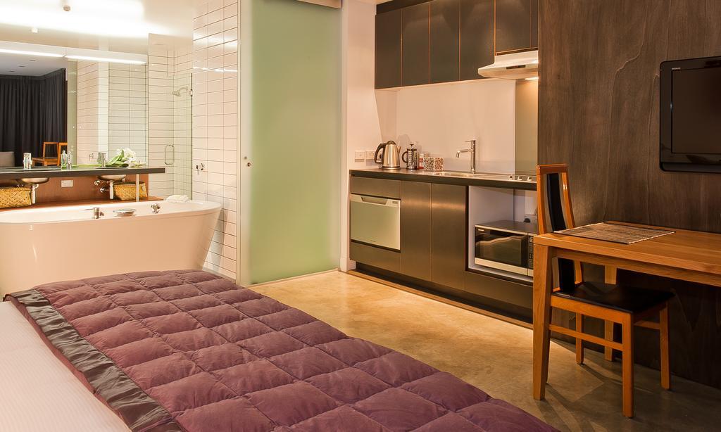 The Arrow Private Hotel