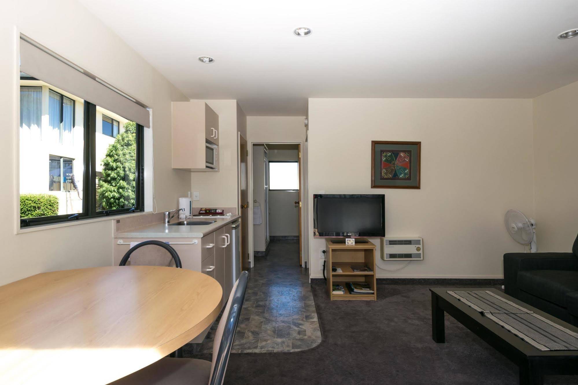 Ashleigh Court Motel