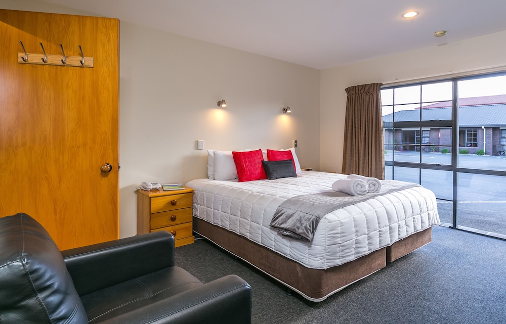 Aston Court Motel Blenheim