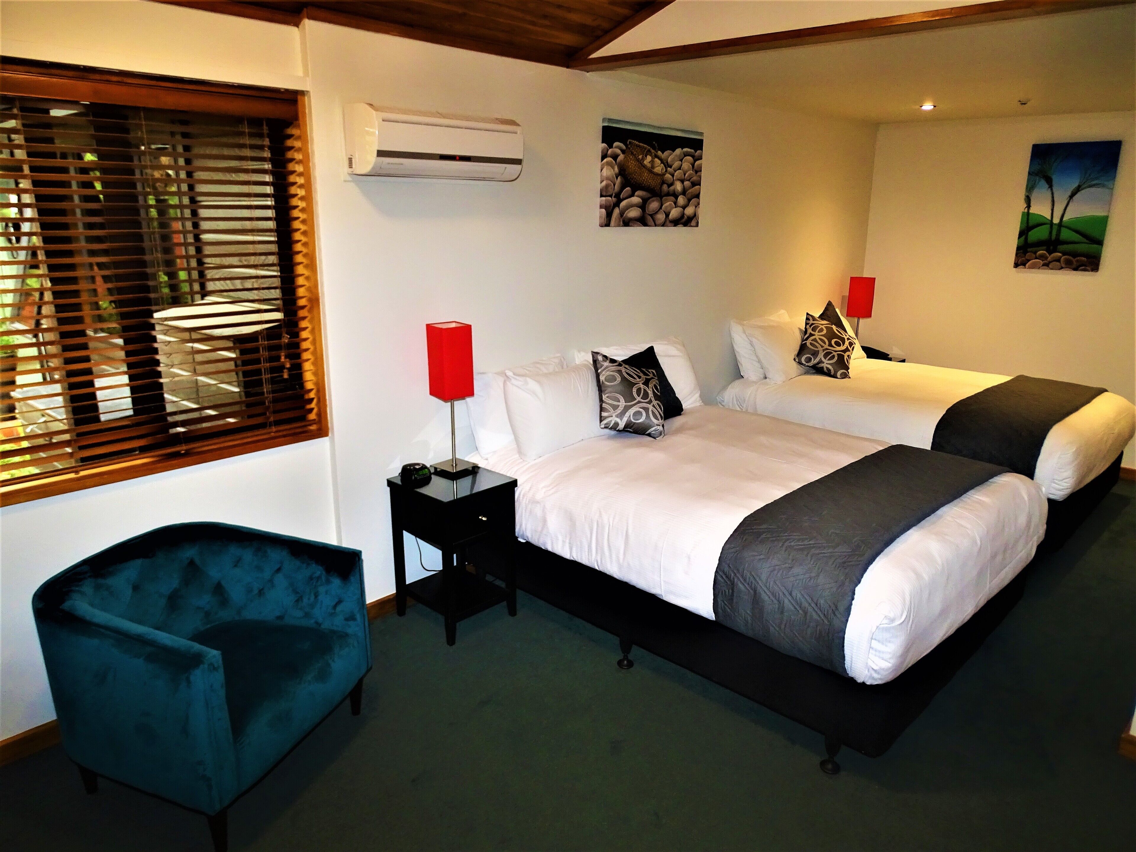 The Marlborough Riverside Hotel