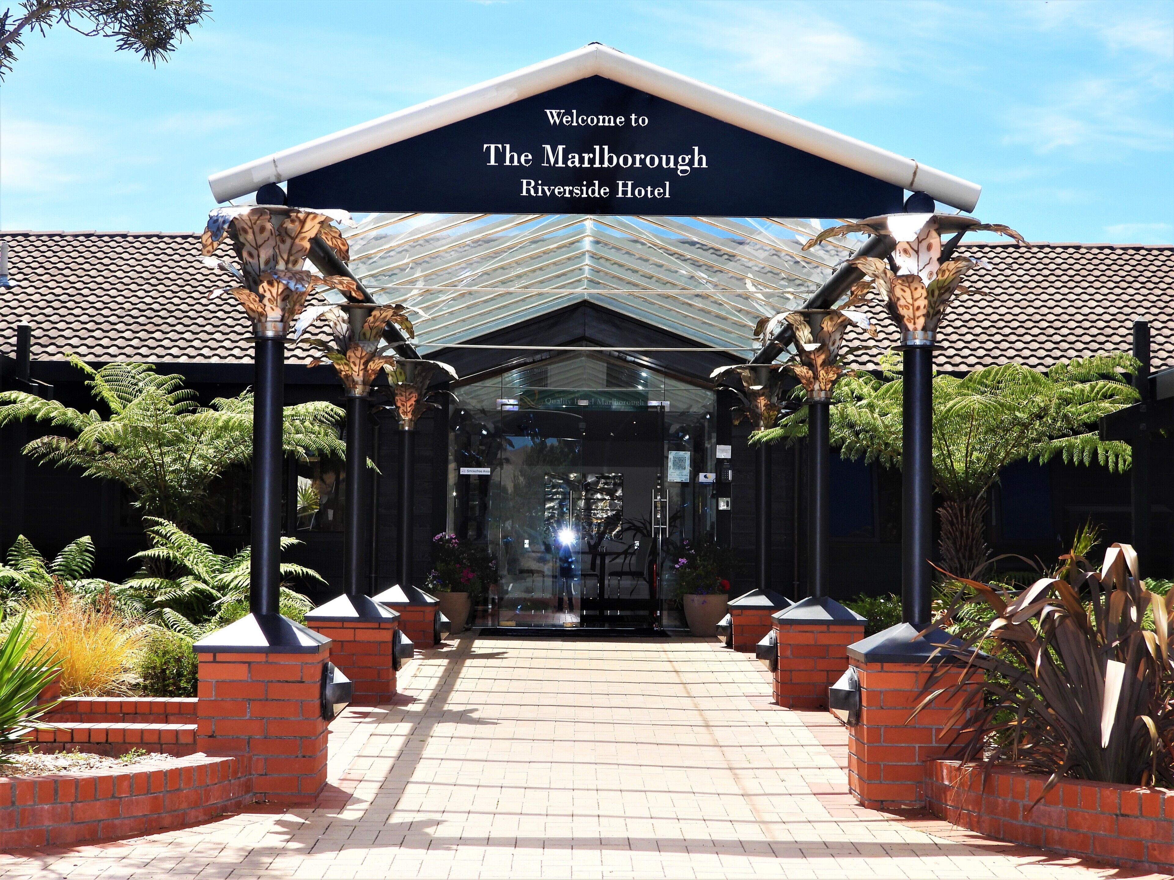 The Marlborough Riverside Hotel
