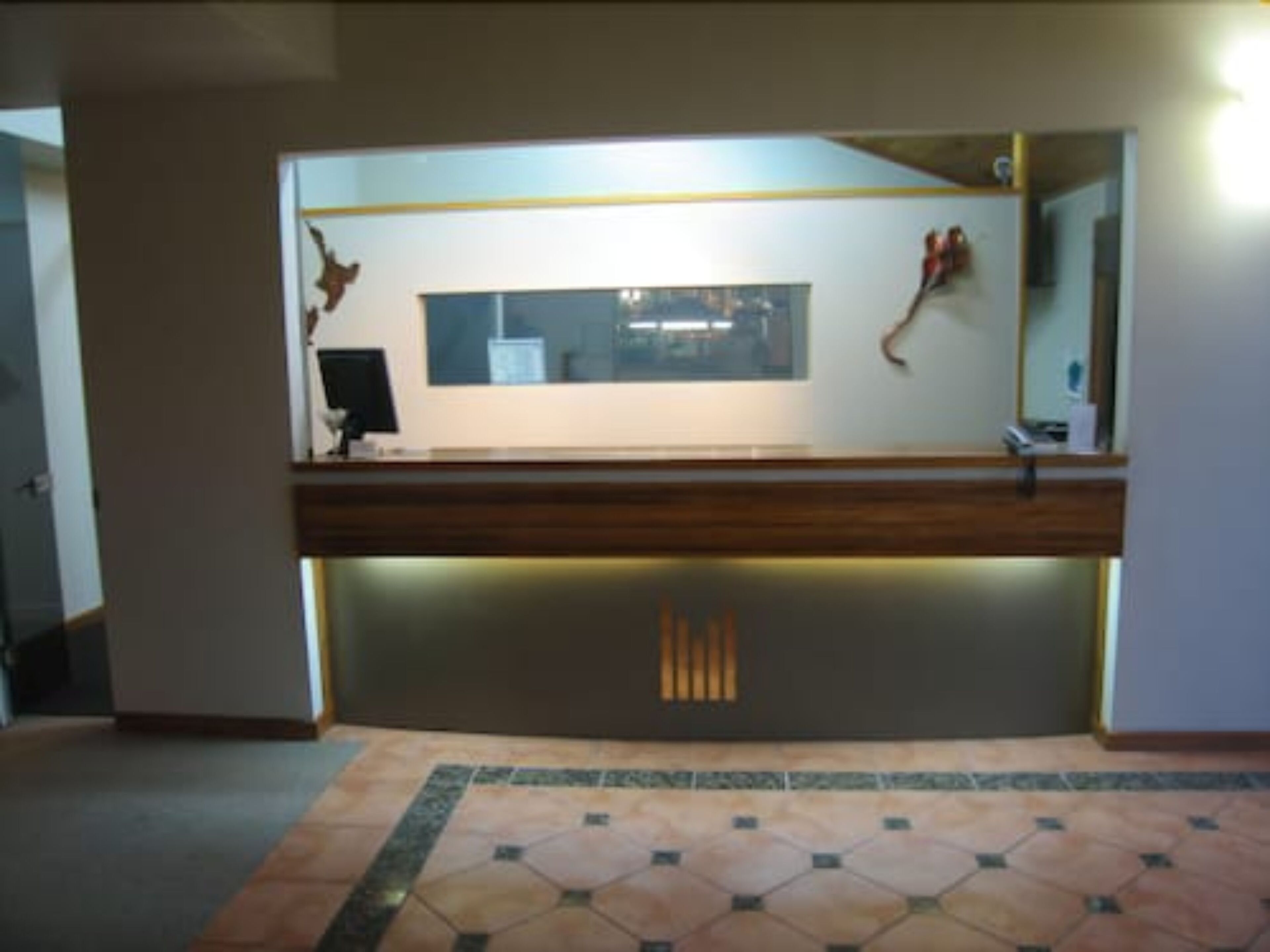 The Marlborough Riverside Hotel