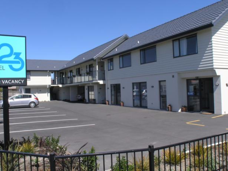 123 Motel