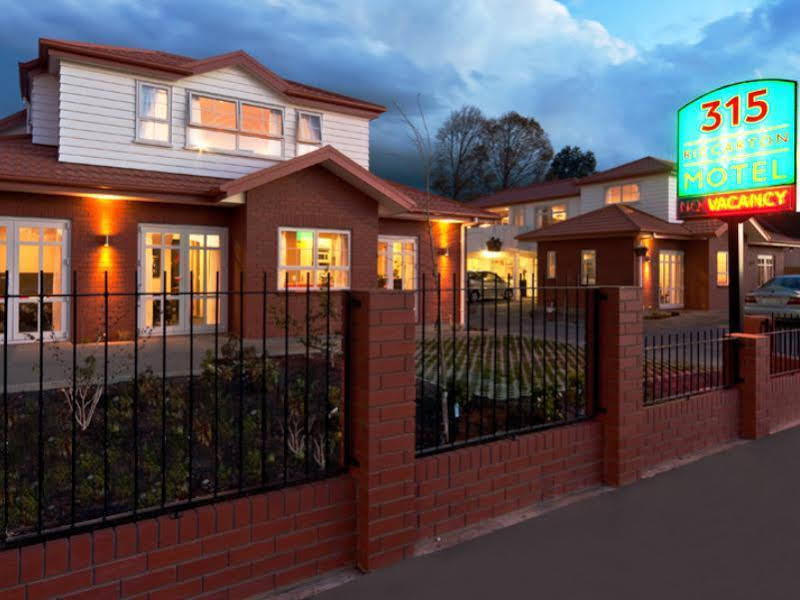 315 Riccarton Motel