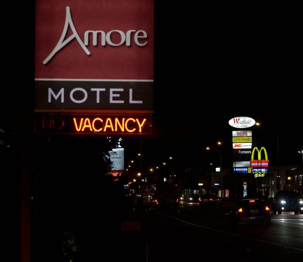 Amore Motel