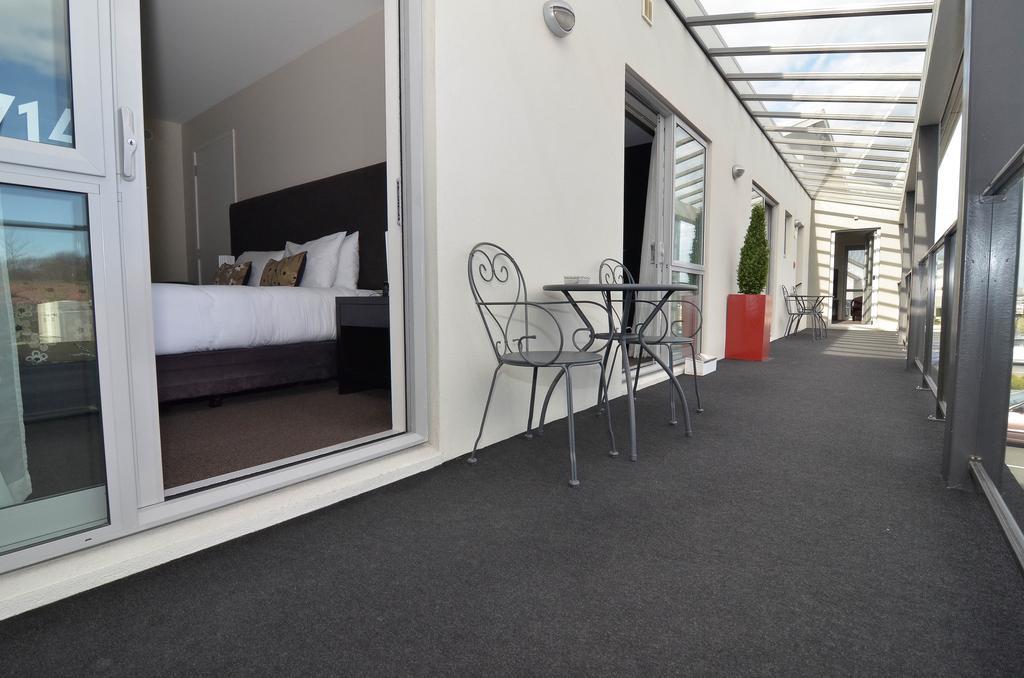 Amore Motel