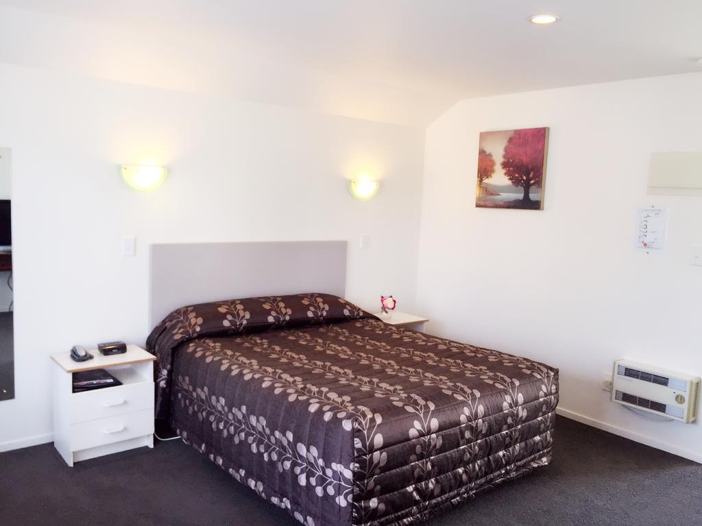 Annabelle Court Motel