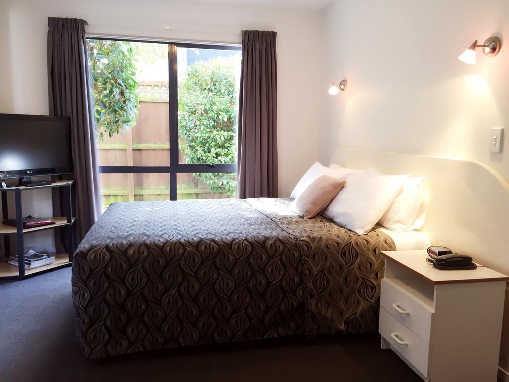 Annabelle Court Motel