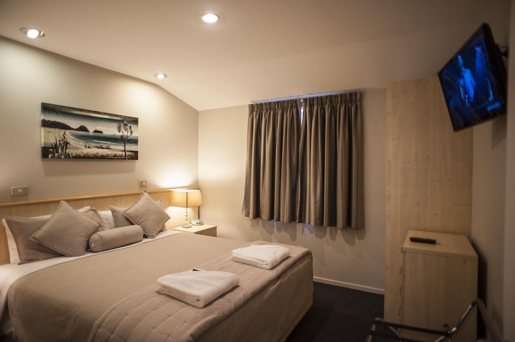 Arthur's Court Motor Lodge