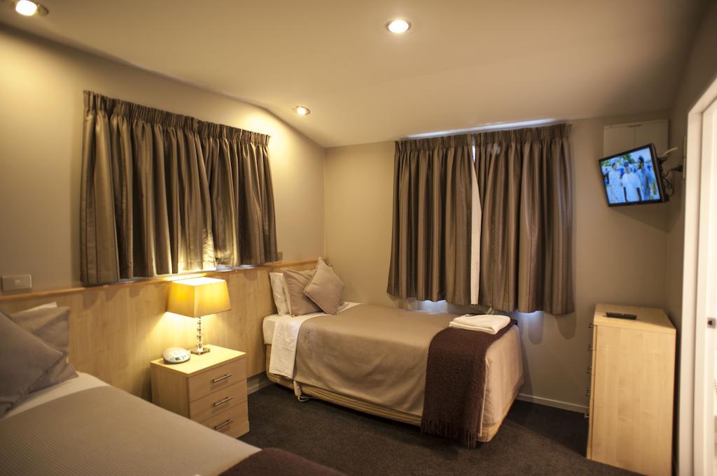 Arthur's Court Motor Lodge