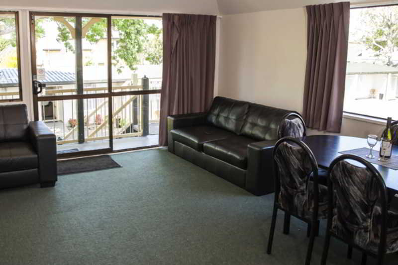 Ashleigh Court Motel