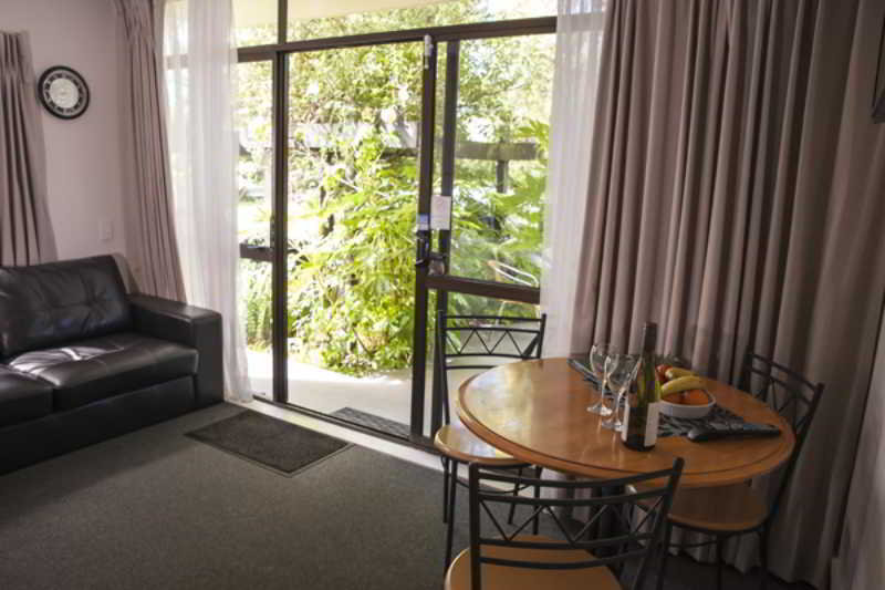 Ashleigh Court Motel