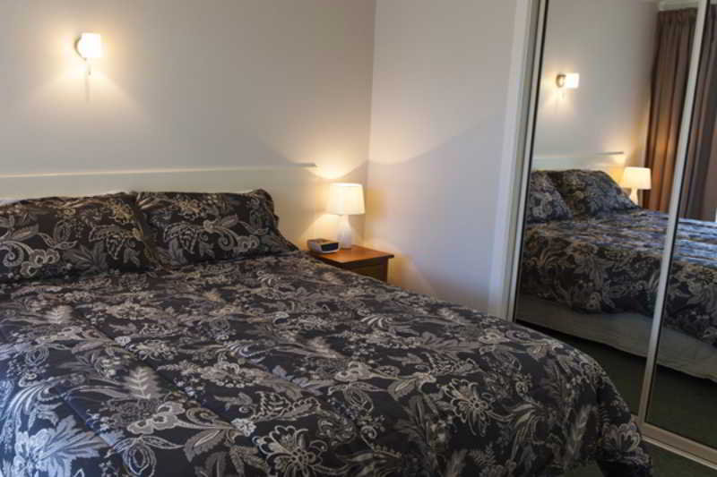 Ashleigh Court Motel
