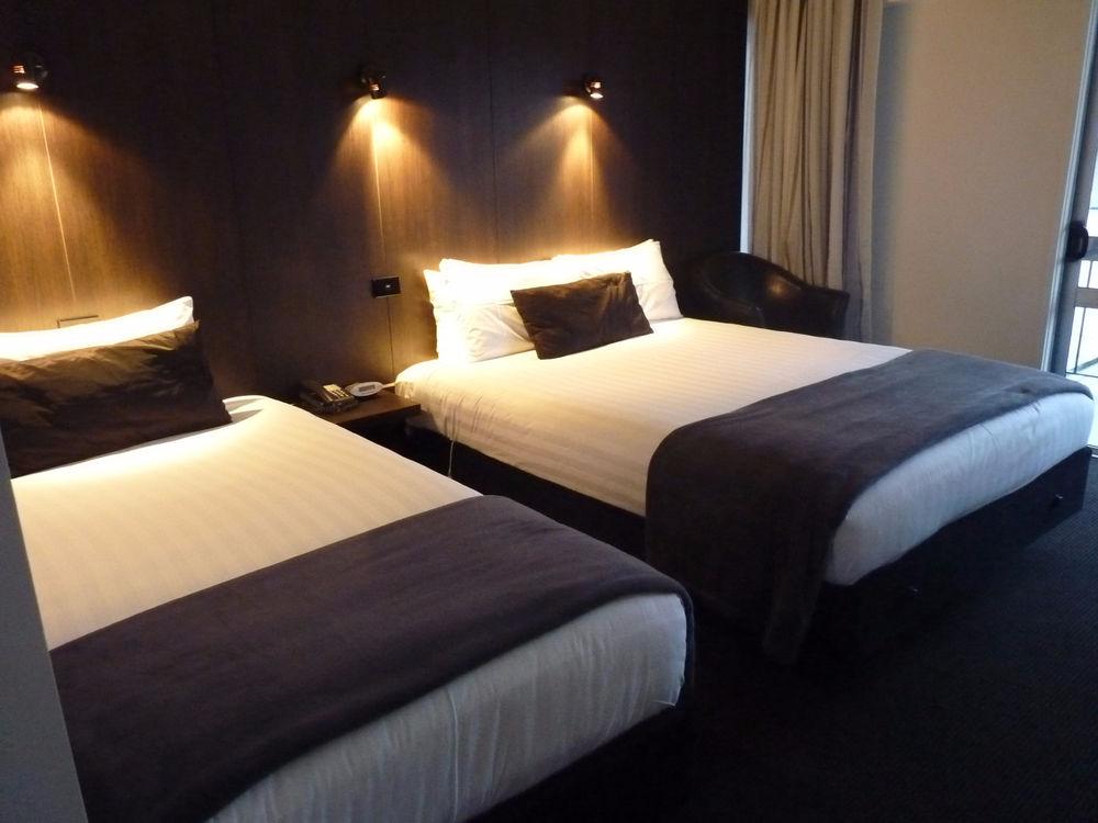 Grand Riccarton Hotel