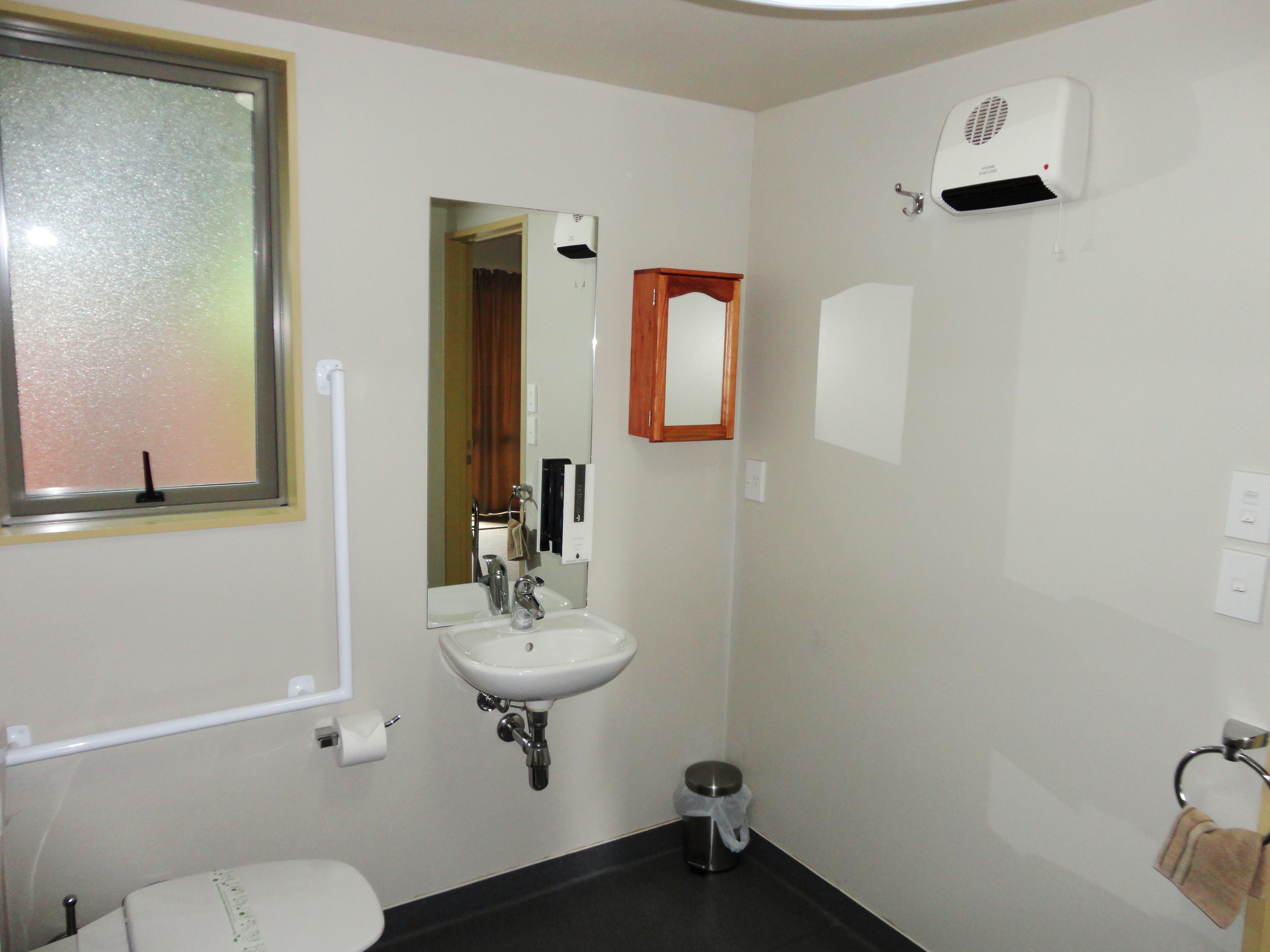 Bealey Avenue Motel